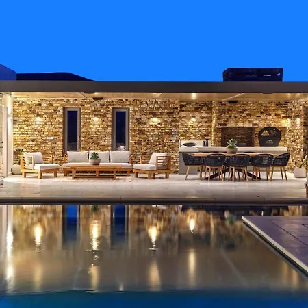Raphael - Luxury And Serenity In Paros