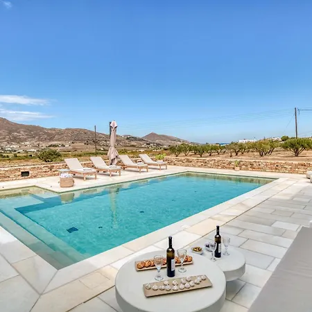 Raphael - Luxury And Serenity In Paros Náoussa