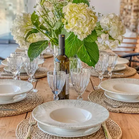 Raphael - Luxury And Serenity In Paros