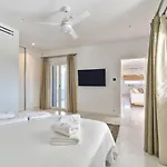 Raphael - Luxury And Serenity In Paros Vakantiehuis Naousa