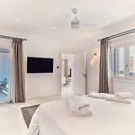 Vakantiehuis Raphael - Luxury And Serenity In Paros Naousa