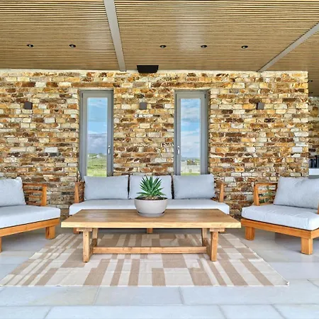 Raphael - Luxury And Serenity In Paros Naousa (Paros)