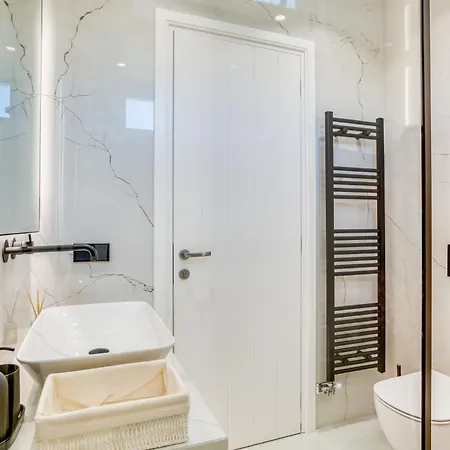 Raphael - Luxury And Serenity In Paros Naousa (Paros)