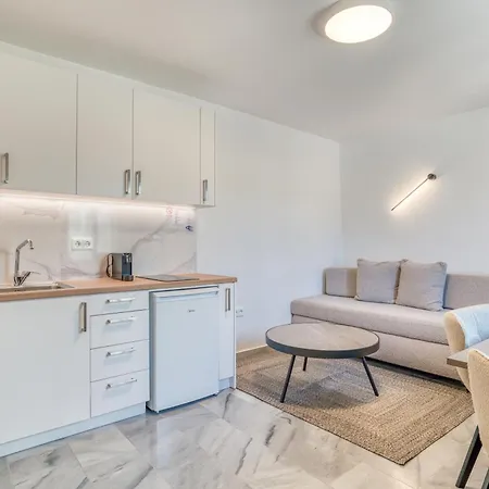 Raphael - Luxury And Serenity In Paros Holiday home *